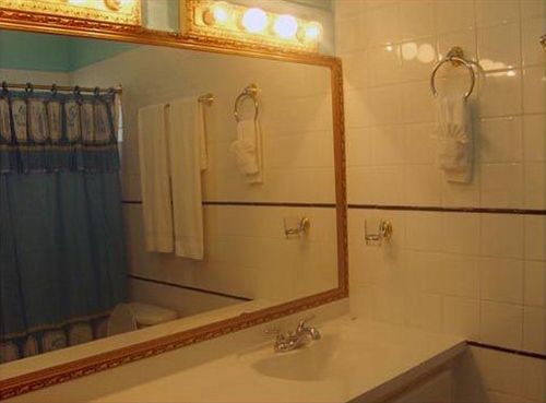 Kanuku Suites Hotel & Apartment جورج تاون المظهر الخارجي الصورة